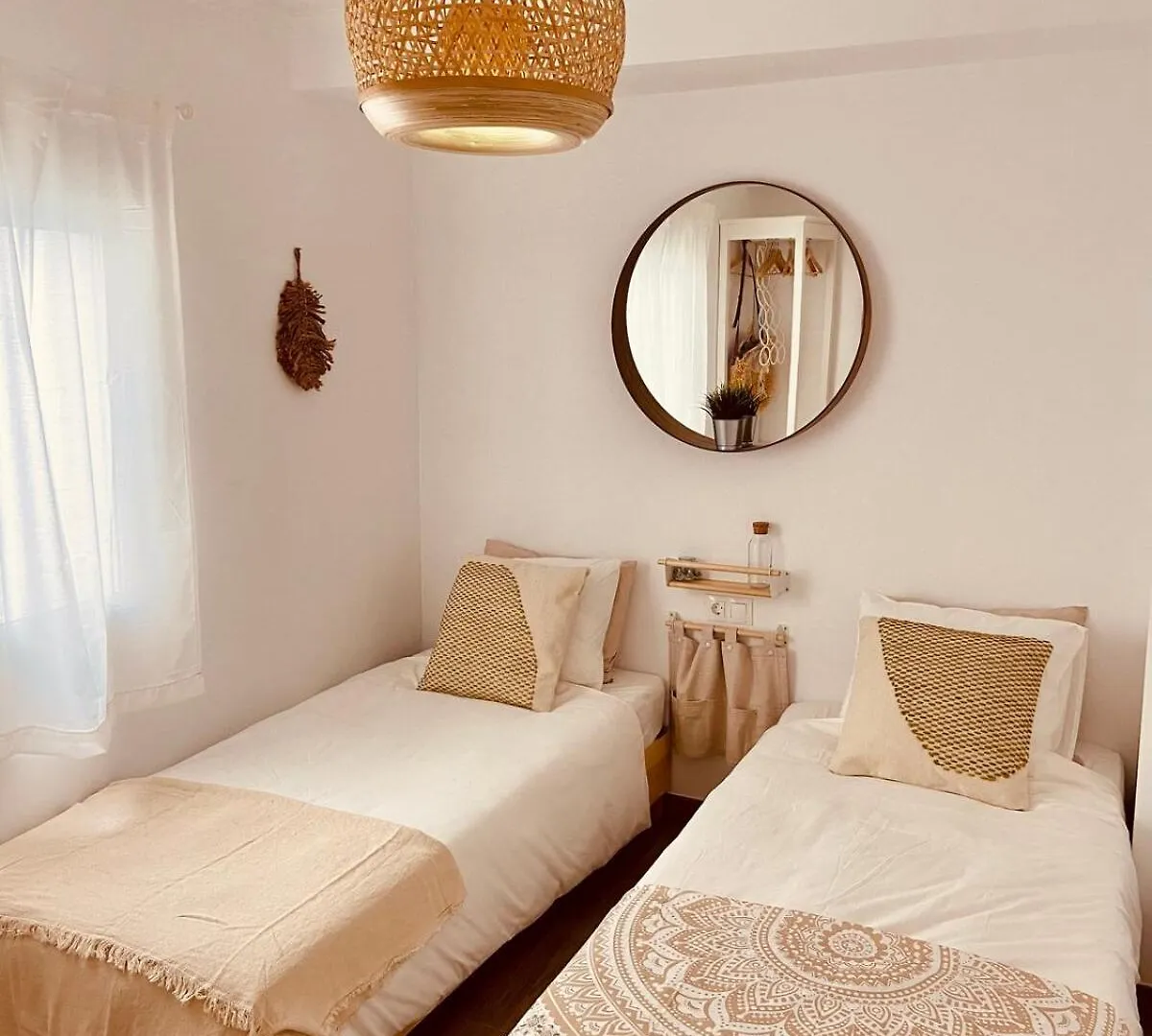 Superb Centre Town Apartment, 2 Bedrm, 2 Bathrm Fuengirola